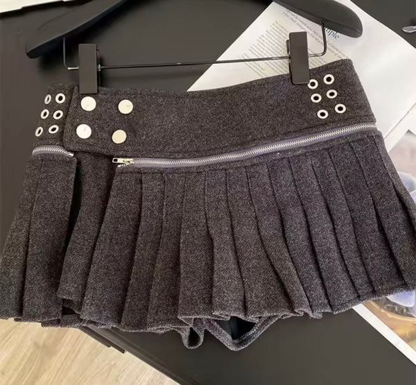 Women Sexy Fashion Rivet Zipper Pleated Skirt
