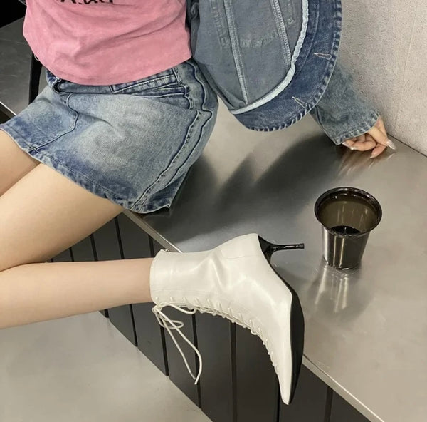 Women Fashion Pointed Toe Lace Up Ankle Boots