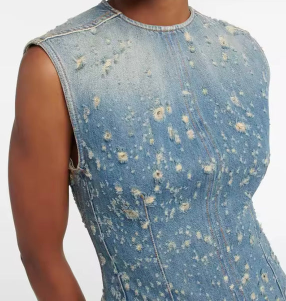 Women Sleeveless Ripped Fashion Dress