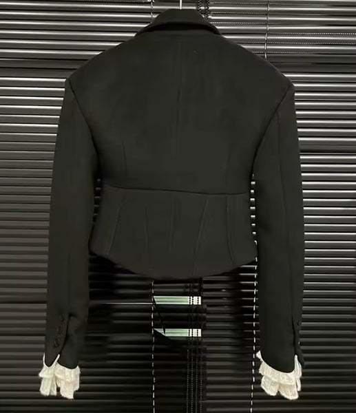 Women Fashion B&W Ruffled Blazer Two Piece Short Set