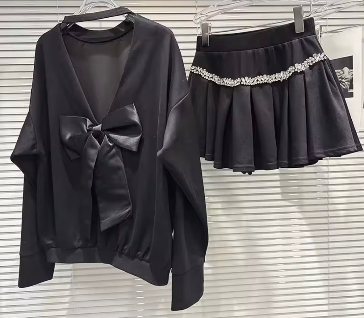 Women Rhinestone Bow Open Back Sweater Two Piece Skirt Set