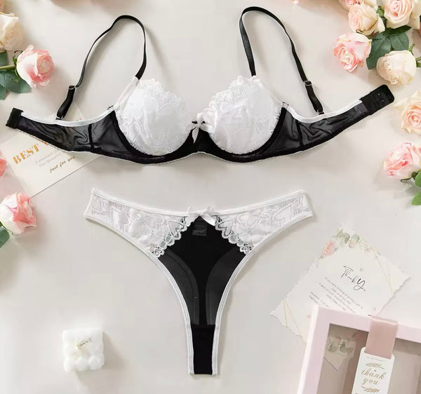 Women Sexy Color Lace Patchwork Lingerie Set