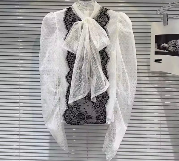 Women Sexy Fashion B&W Lace Full Sleeve Top