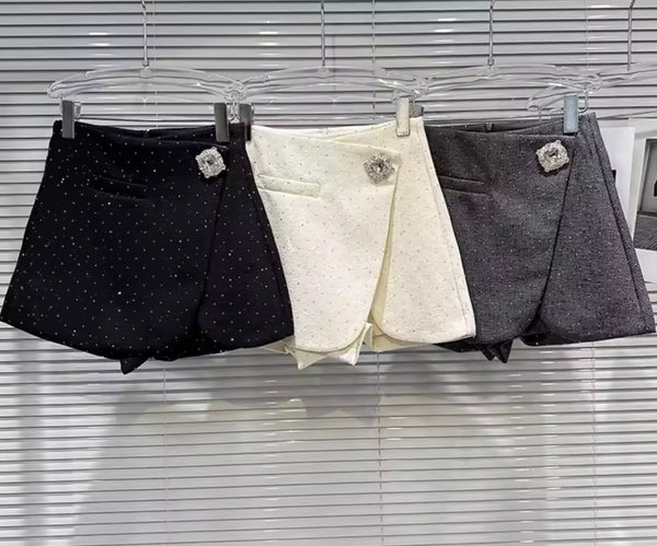 Women Fashion Color Rhinestone Wrap Shorts