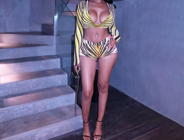 Women Sexy Color Striped Full Sleeve Crop Two Piece Short Set