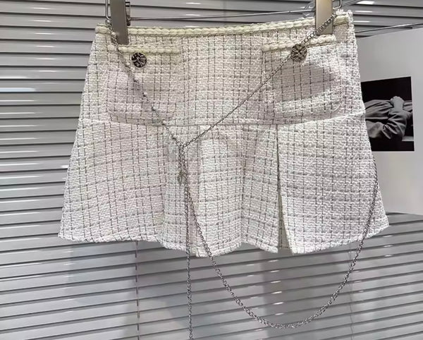 Women White Plaid Full Sleeve Blazer Two Piece Pleated Skirt Set