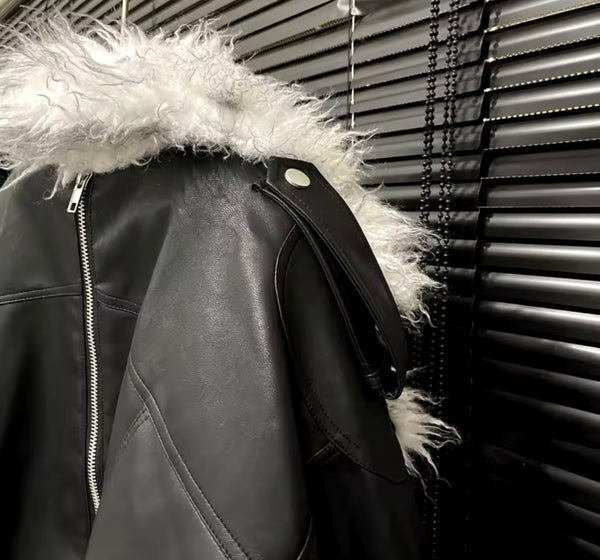 Women B&W Fur Faux Leather Back Zipper Jacket