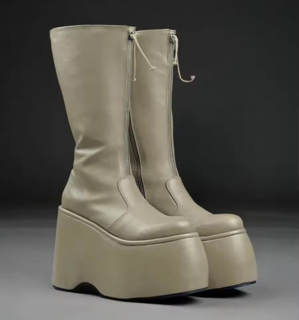 Women Color Fashion Front Zipper Platform Faux Leather Boots