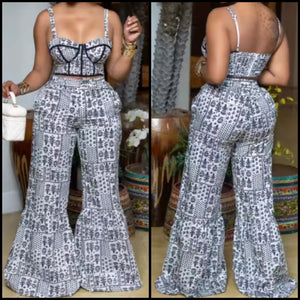 Women Sexy Sleeveless B&W Printed Two Piece Wide Leg Pant Set