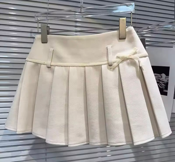 Women Sexy Fashion Color Pleated Short Skirt