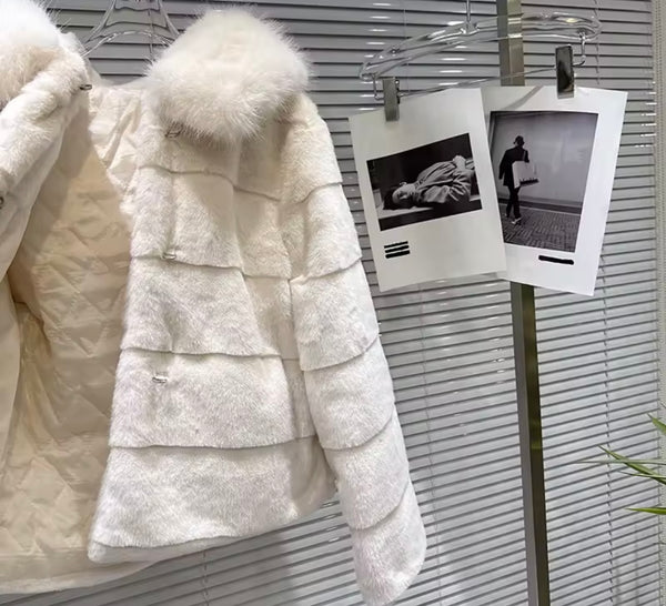 Women Fashion Hooded Faux Fur Warm Jacket