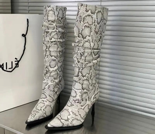 Women Pointed Toe Fashion Ruched Boots
