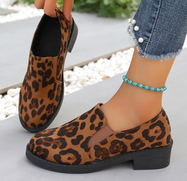 Women Fashion Leopard Print Slip On Loafers