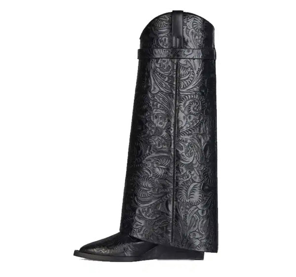 Women Pointed Toe Fashion Lock Boots