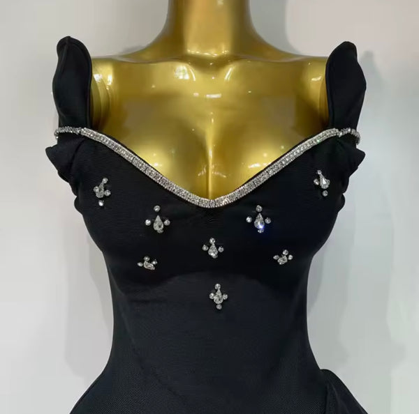 Women Elegant Sleeveless Rhinestone Ruffle Dress