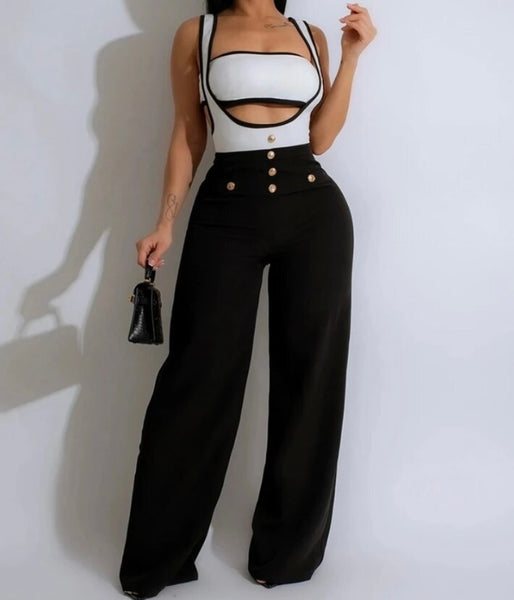 Women Sexy Fashion Sleeveless B&W Button Jumpsuit