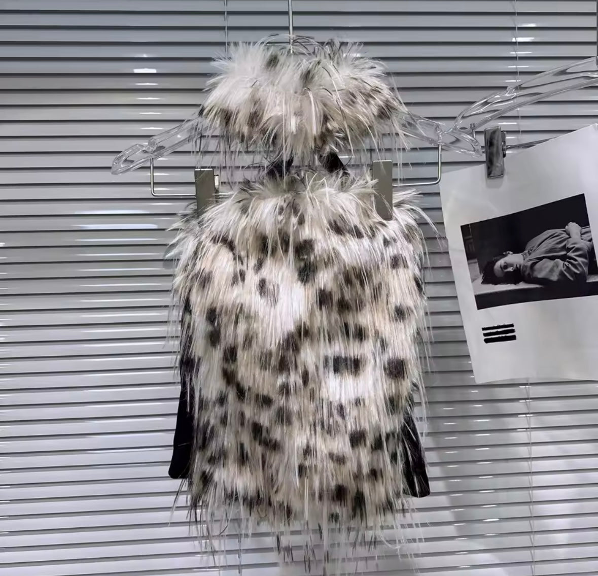 Women Colorful Leopard Print Faux Fur Halter Sleeveless Top