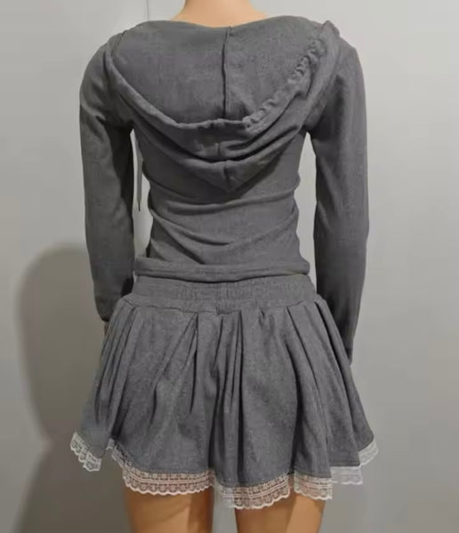 Women Sexy Gray Hooded Lace Patchwork Two Piece Pleated Skirt Set