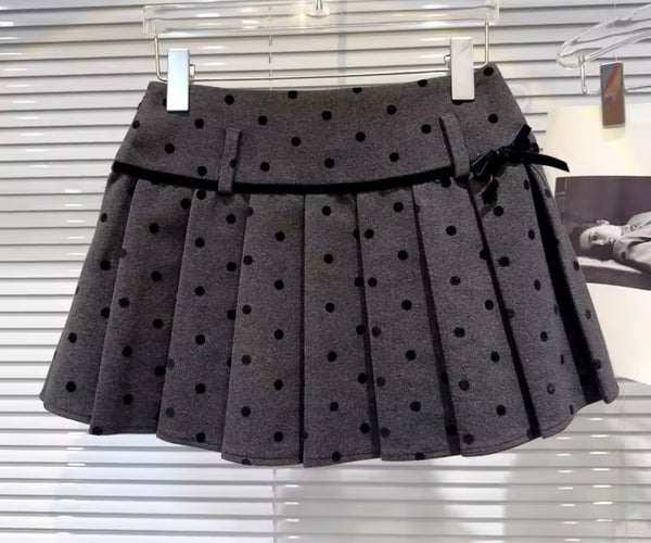 Women Sexy Fashion Color Pleated Short Skirt
