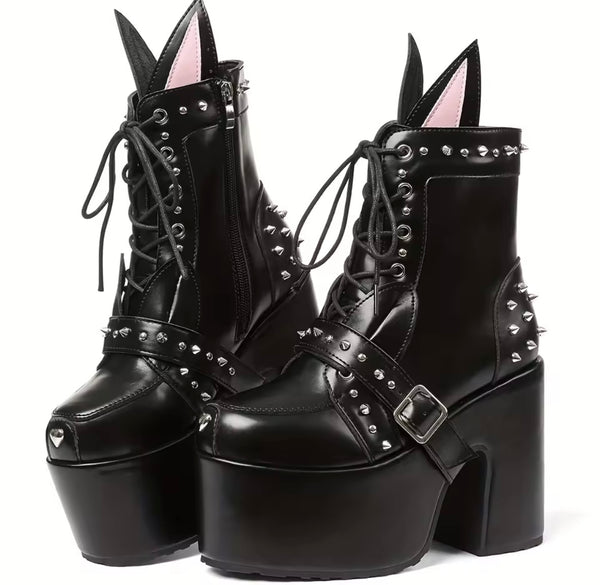 Women Black Rivet Buckled Platform Gothic Ankle Boots