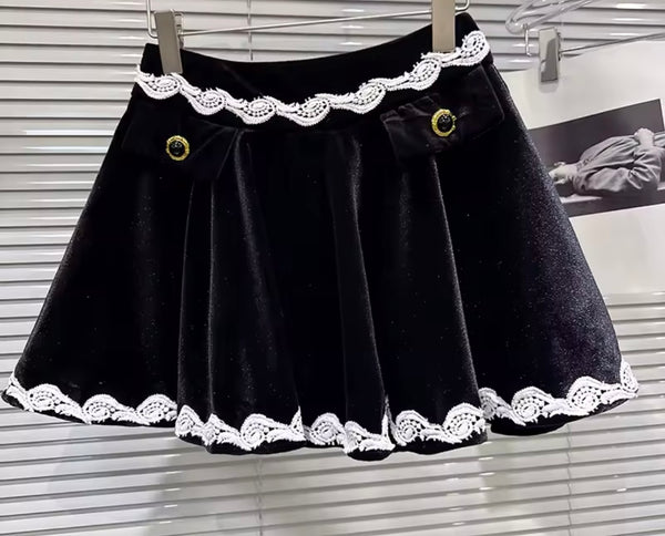 Women B&W Lace Button Up Fashion Two Piece Pleated Skirt Set