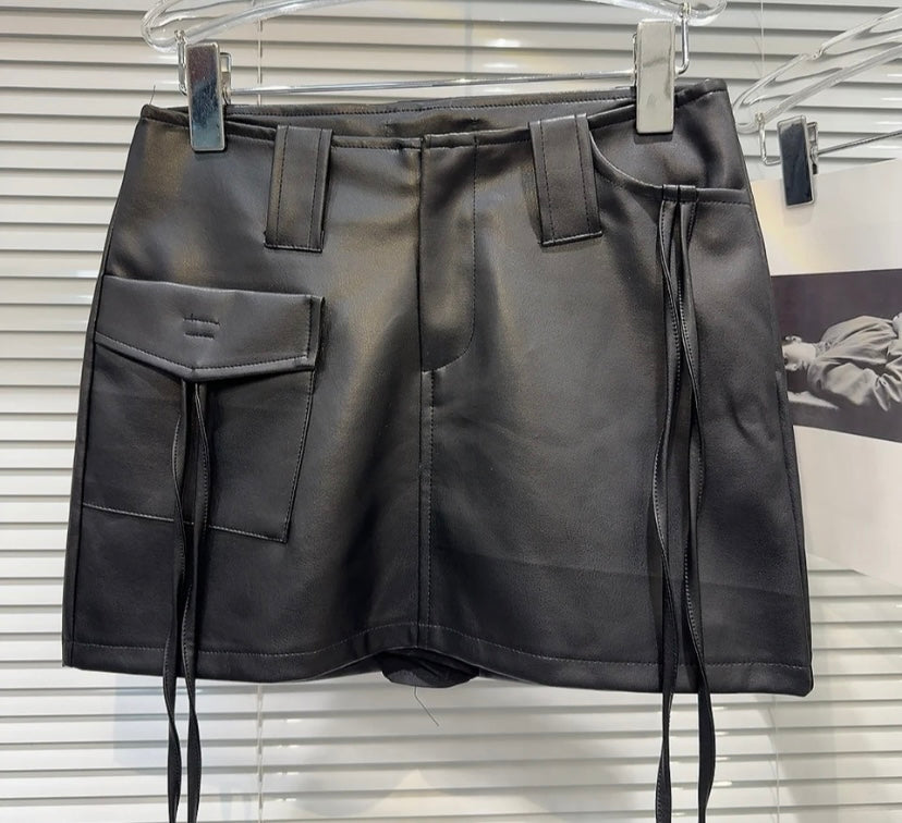 Women Color Fashion Faux Leather Short Skirt