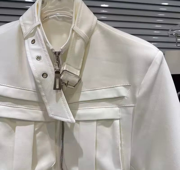 Women Fashion Buckled Pocket Cut Out Back Trench Jacket