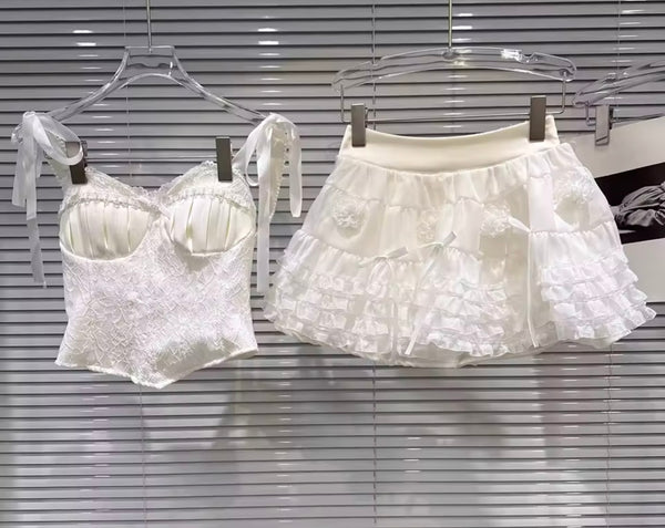 Women White Sleeveless Lace Two Piece Ruffled Skirt Set