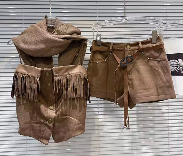 Women Sleeveless Suede Rivet Button Up Fringe Two Piece Short Set