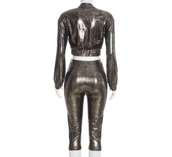 Women Fashion Zip Up Animal Print Two Piece Capri Pant Set