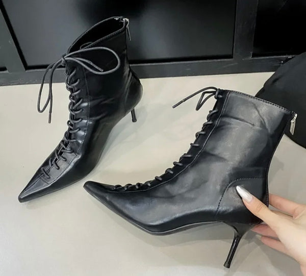 Women Fashion Pointed Toe Lace Up Ankle Boots