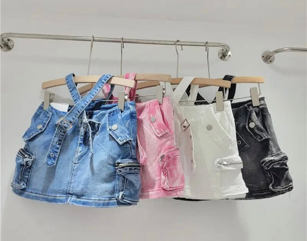 Women Fashion Buckled Pocket Denim Skirt