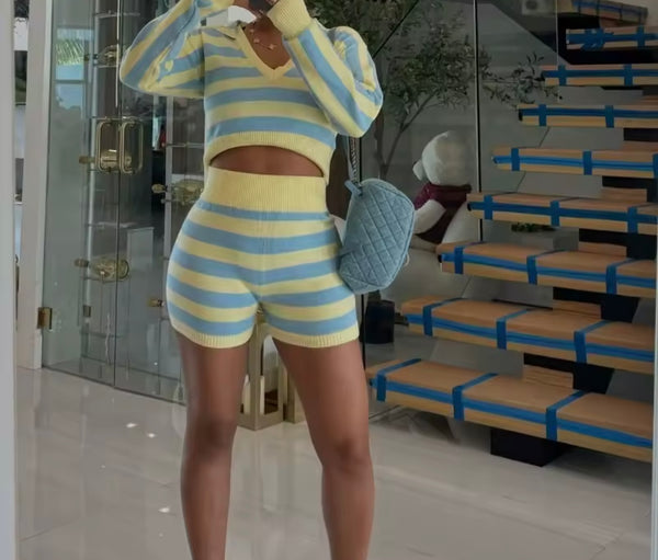 Women Fashion Full Sleeve Hooded Striped Two Piece Short Set