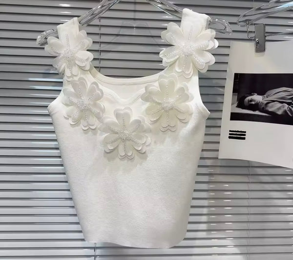 Women Sleeveless Beaded Floral Fashion Crop Top