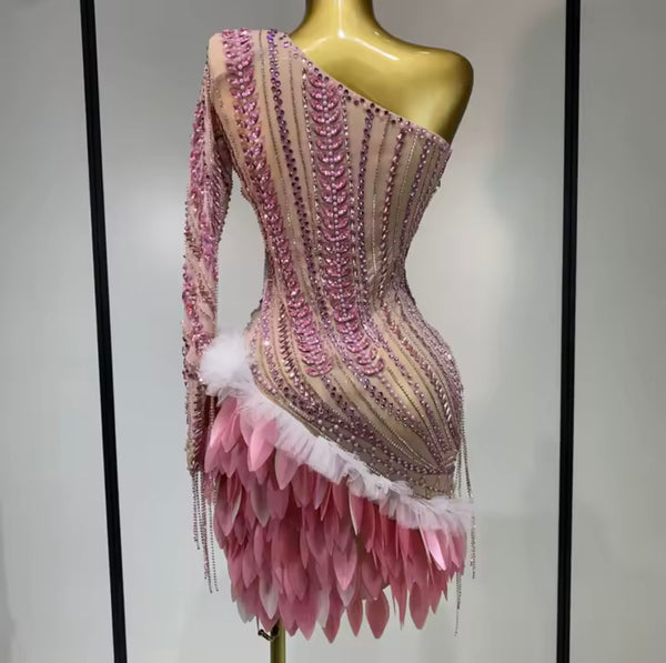 Women Sexy One Shoulder Full Sleeve Rhinestone Feather Dress