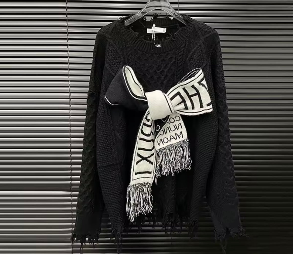 Women Fashion Letter Print Bow Full Sleeve Knitted Sweater Top
