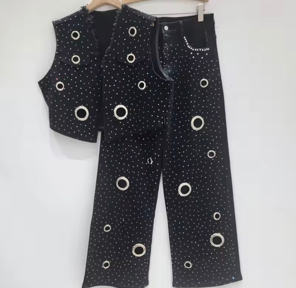 Women Fashion Black Bling Metal Ring Vest Two Piece Denim Pant Set