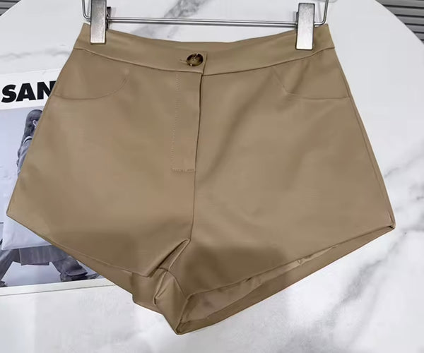 Women Fashion Khaki Pocket Shorts