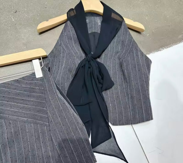 Women Sleeveless Pinstripes Two Piece Wrap Short Set