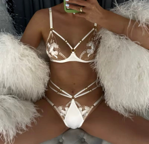 Women Sexy White Floral Lingerie Set