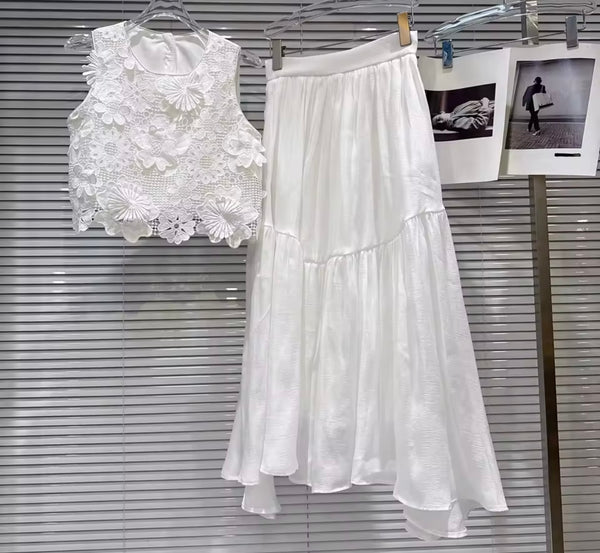 Women White Sleeveless Floral Two Piece Maxi Skirt Set