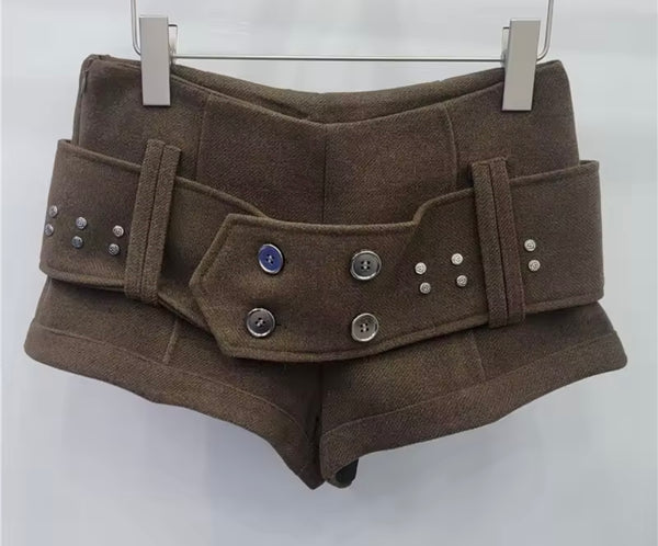 Women Sexy Fashion Rivet Belted Shorts