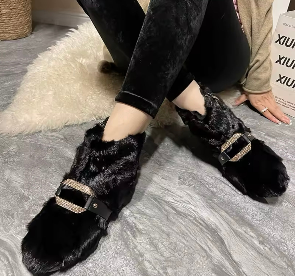 Women Fashion Bling Buckled Faux Fur Ankle Boots