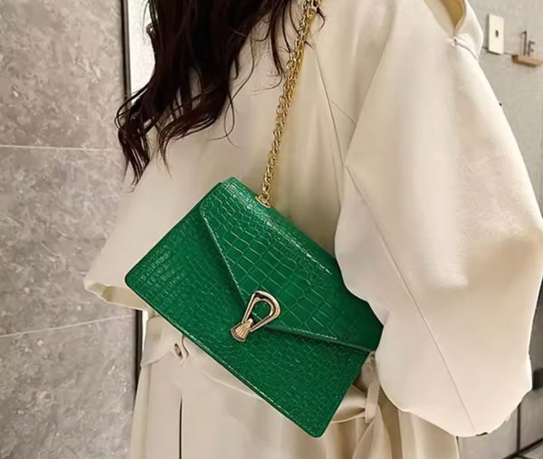 Women Fashion Faux Leather Metal Chain Handbag Purse