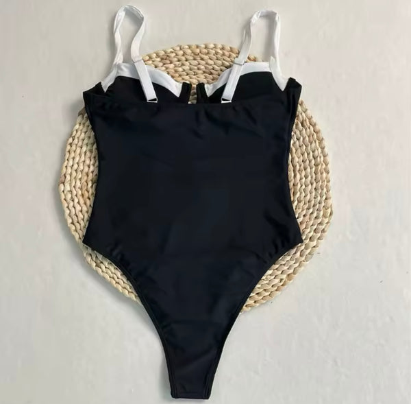 Women Sexy B&W Bikini/Swimsuit