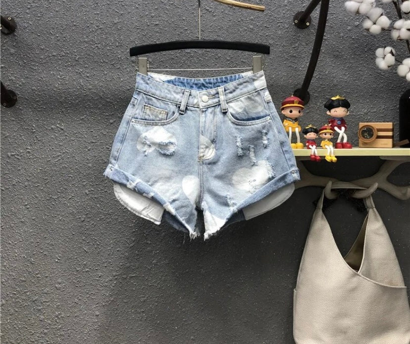 Women Fashion Ripped Heart Print Denim Shorts