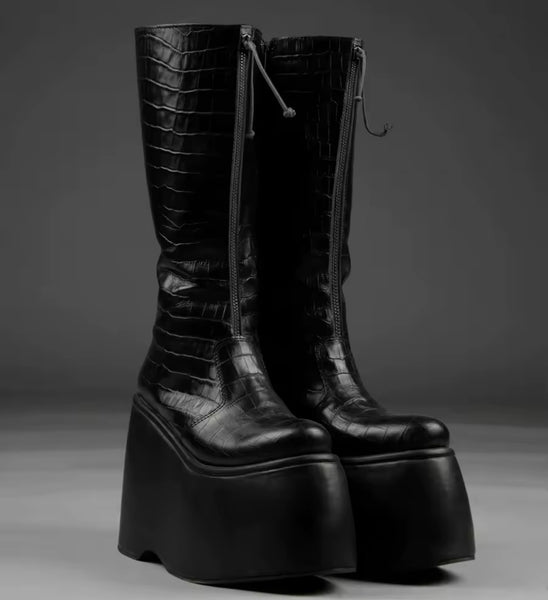 Women Color Fashion Front Zipper Platform Faux Leather Boots