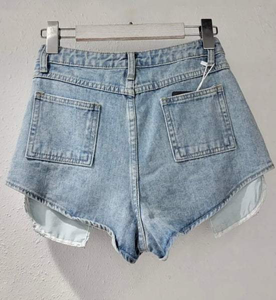 Women Fashion Bling Pocket Denim Shorts