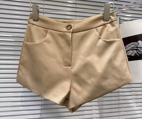 Women Fashion Khaki Pocket Shorts