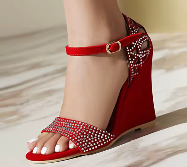 Women Fashion Bling Rivet Suede Platform Ankle Strap Sandals